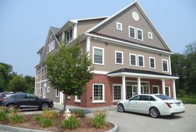 26 Londonderry Turnpike, Hooksett, NH - For Sublease